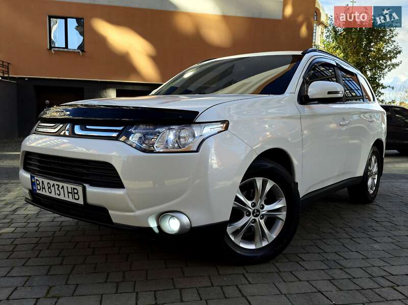 Внедорожник / Кроссовер Mitsubishi Outlander 2013 в Ивано-Франковске фото 11 Внедорожник / Кроссовер Mitsubishi Outlander 2013 в Ивано-Франковске