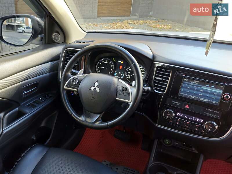 Внедорожник / Кроссовер Mitsubishi Outlander 2013 в Ивано-Франковске фото 61 Внедорожник / Кроссовер Mitsubishi Outlander 2013 в Ивано-Франковске