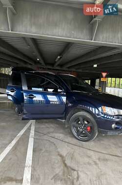 Позашляховик / Кросовер Mitsubishi Outlander 2010 в  фото 9 Позашляховик / Кросовер Mitsubishi Outlander 2010 в