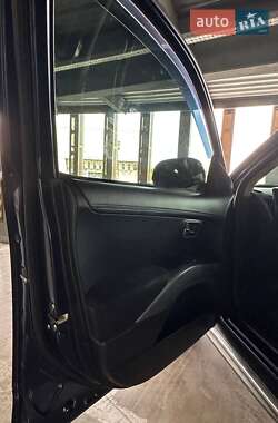 Позашляховик / Кросовер Mitsubishi Outlander 2010 в  фото 18 Позашляховик / Кросовер Mitsubishi Outlander 2010 в