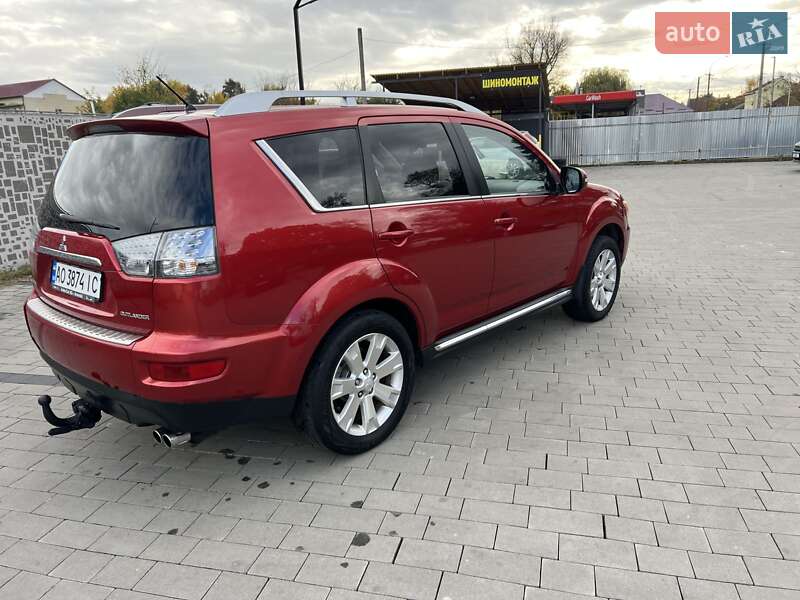 Внедорожник / Кроссовер Mitsubishi Outlander 2010 в Ужгороде