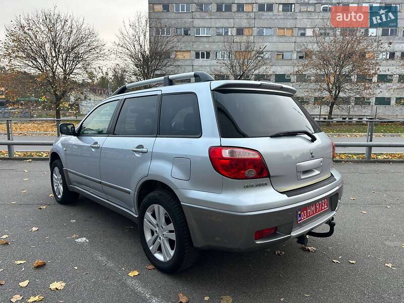 Внедорожник / Кроссовер Mitsubishi Outlander 2005 в Броварах фото 2 Внедорожник / Кроссовер Mitsubishi Outlander 2005 в Броварах