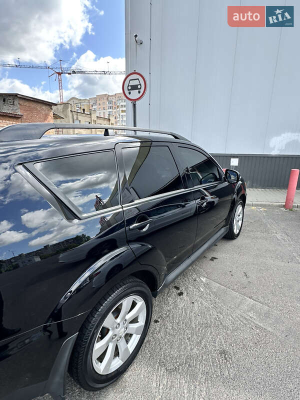 Позашляховик / Кросовер Mitsubishi Outlander 2011 в Львові фото 6 Позашляховик / Кросовер Mitsubishi Outlander 2011 в Львові