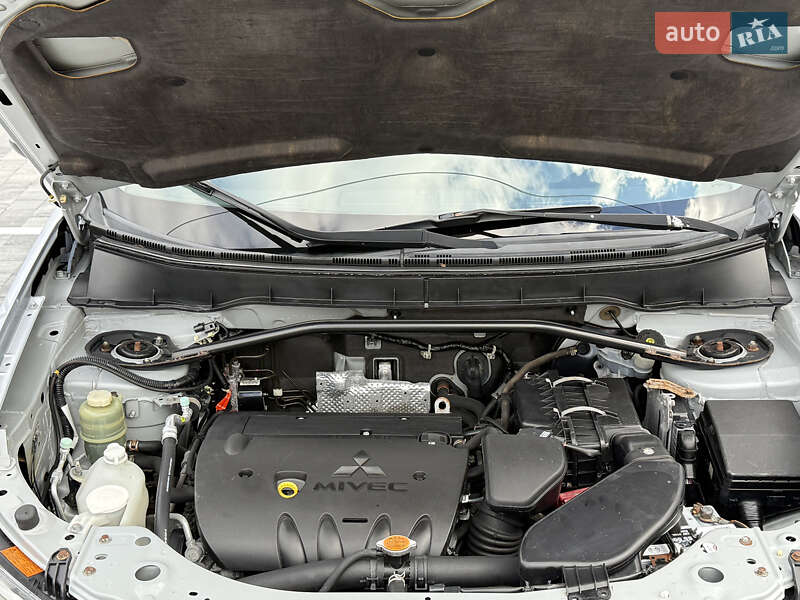 Позашляховик / Кросовер Mitsubishi Outlander 2007 в Вінниці фото 52 Позашляховик / Кросовер Mitsubishi Outlander 2007 в Вінниці
