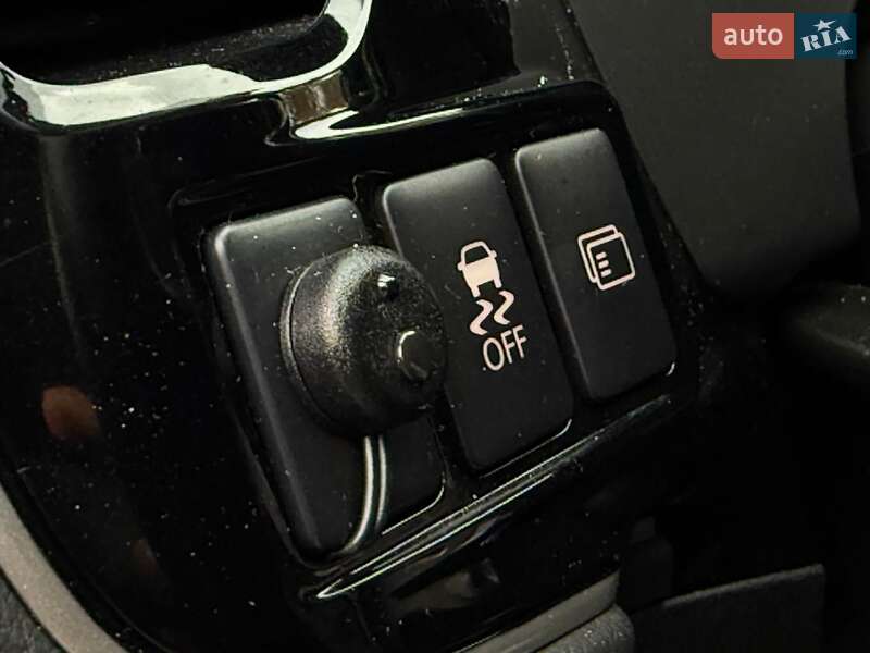 Внедорожник / Кроссовер Mitsubishi Outlander 2014 в Дрогобыче фото 37 Внедорожник / Кроссовер Mitsubishi Outlander 2014 в Дрогобыче
