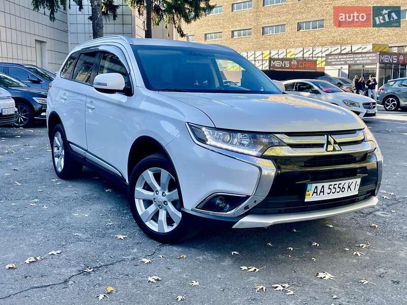 Внедорожник / Кроссовер Mitsubishi Outlander 2015 в Киеве фото 8 Внедорожник / Кроссовер Mitsubishi Outlander 2015 в Киеве