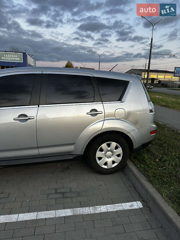 Позашляховик / Кросовер Mitsubishi Outlander 2010 в Білій Церкві фото 4 Позашляховик / Кросовер Mitsubishi Outlander 2010 в Білій Церкві