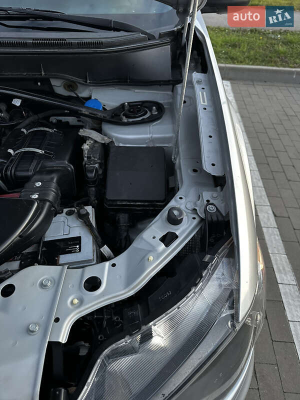 Позашляховик / Кросовер Mitsubishi Outlander 2010 в Білій Церкві фото 11 Позашляховик / Кросовер Mitsubishi Outlander 2010 в Білій Церкві