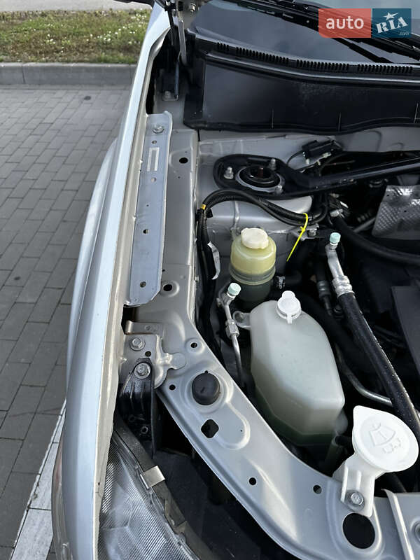 Позашляховик / Кросовер Mitsubishi Outlander 2010 в Білій Церкві фото 12 Позашляховик / Кросовер Mitsubishi Outlander 2010 в Білій Церкві