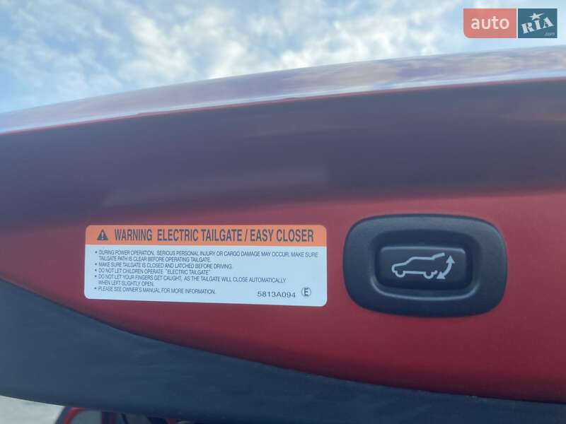 Внедорожник / Кроссовер Mitsubishi Outlander 2018 в Днепре