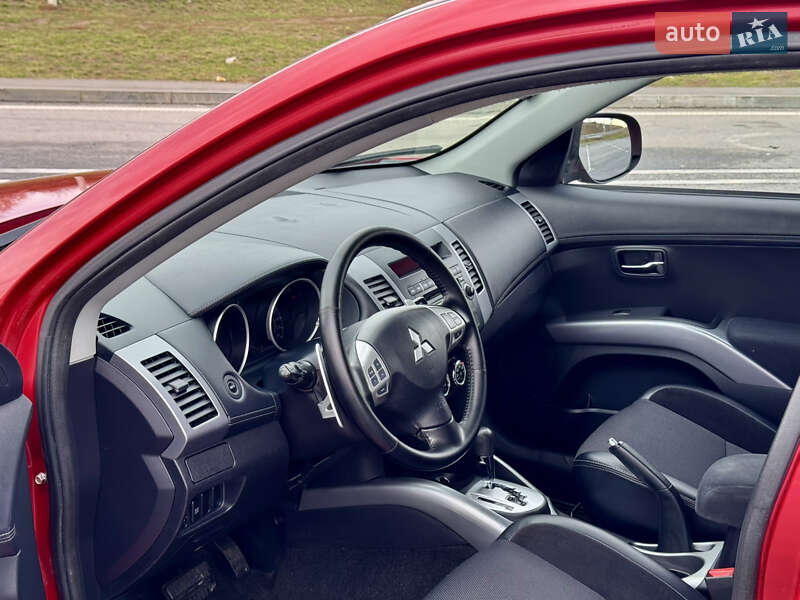 Внедорожник / Кроссовер Mitsubishi Outlander 2010 в Полтаве фото 18 Внедорожник / Кроссовер Mitsubishi Outlander 2010 в Полтаве