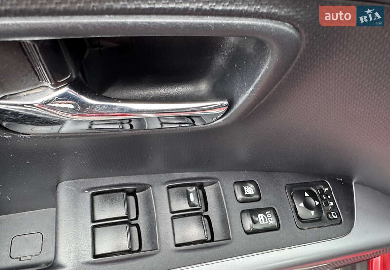 Внедорожник / Кроссовер Mitsubishi Outlander 2010 в Полтаве фото 29 Внедорожник / Кроссовер Mitsubishi Outlander 2010 в Полтаве