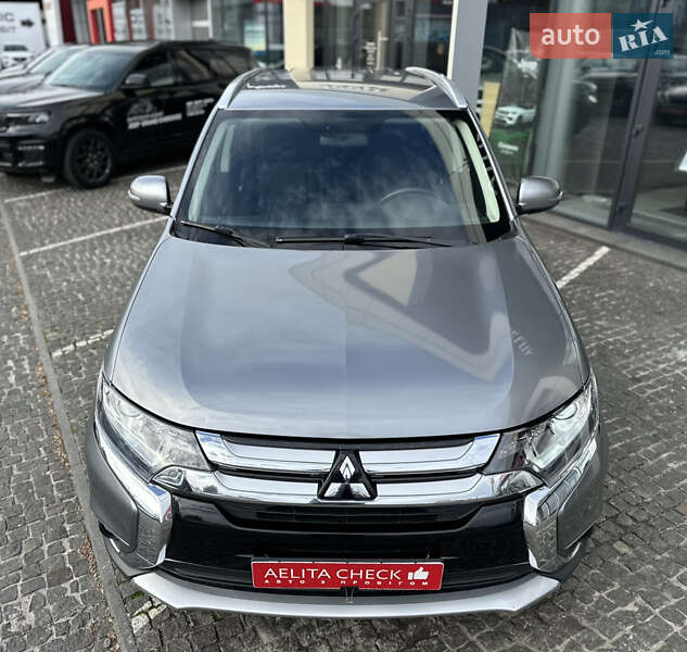 Позашляховик / Кросовер Mitsubishi Outlander 2017 в Дніпрі