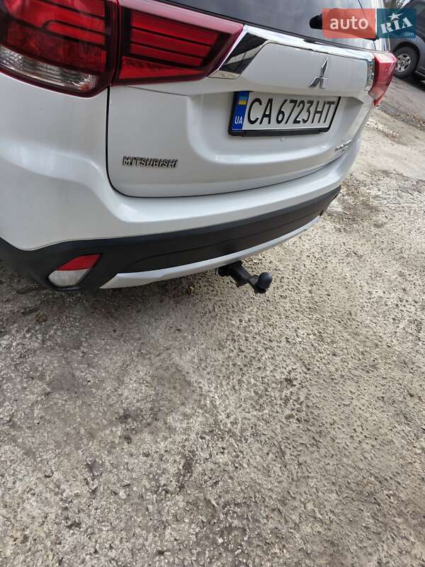 Внедорожник / Кроссовер Mitsubishi Outlander 2015 в Золотоноше фото 11 Внедорожник / Кроссовер Mitsubishi Outlander 2015 в Золотоноше