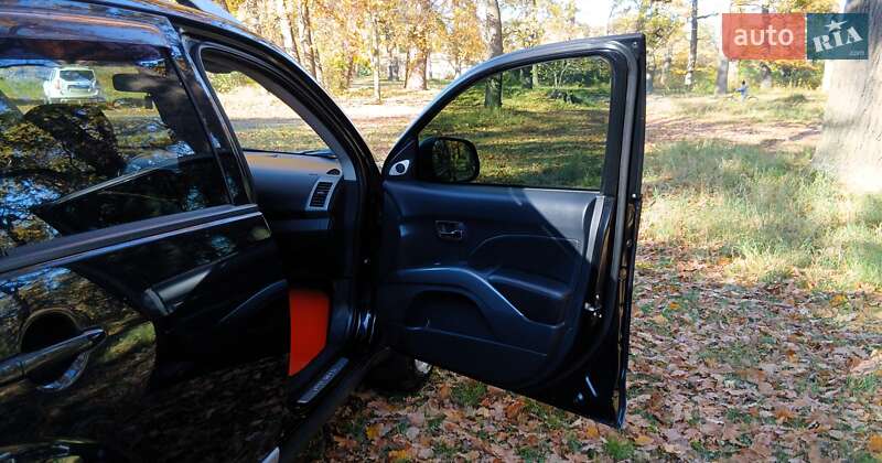 Внедорожник / Кроссовер Mitsubishi Outlander 2007 в Белой Церкви