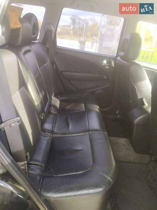 Позашляховик / Кросовер Mitsubishi Outlander 2007 в Львові