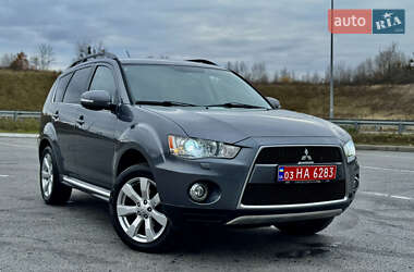 Внедорожник / Кроссовер Mitsubishi Outlander 2011 в Полтаве