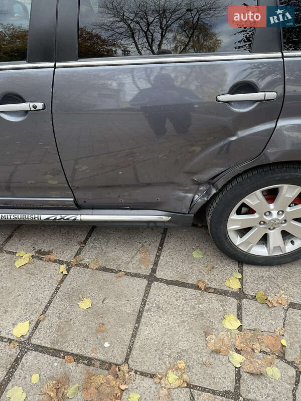 Позашляховик / Кросовер Mitsubishi Outlander 2010 в Івано-Франківську