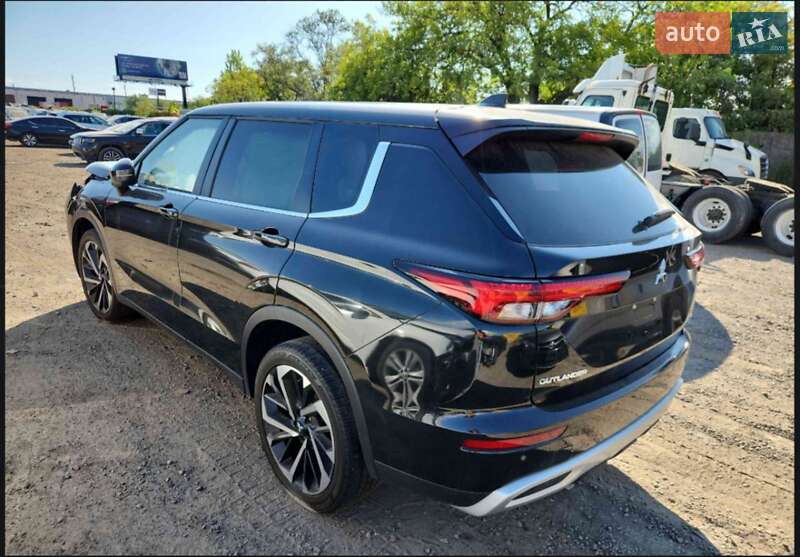 Внедорожник / Кроссовер Mitsubishi Outlander 2022 в Черкассах фото 2 Внедорожник / Кроссовер Mitsubishi Outlander 2022 в Черкассах