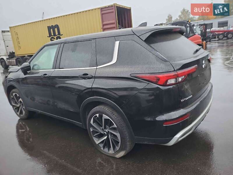Внедорожник / Кроссовер Mitsubishi Outlander 2022 в Черкассах фото 13 Внедорожник / Кроссовер Mitsubishi Outlander 2022 в Черкассах