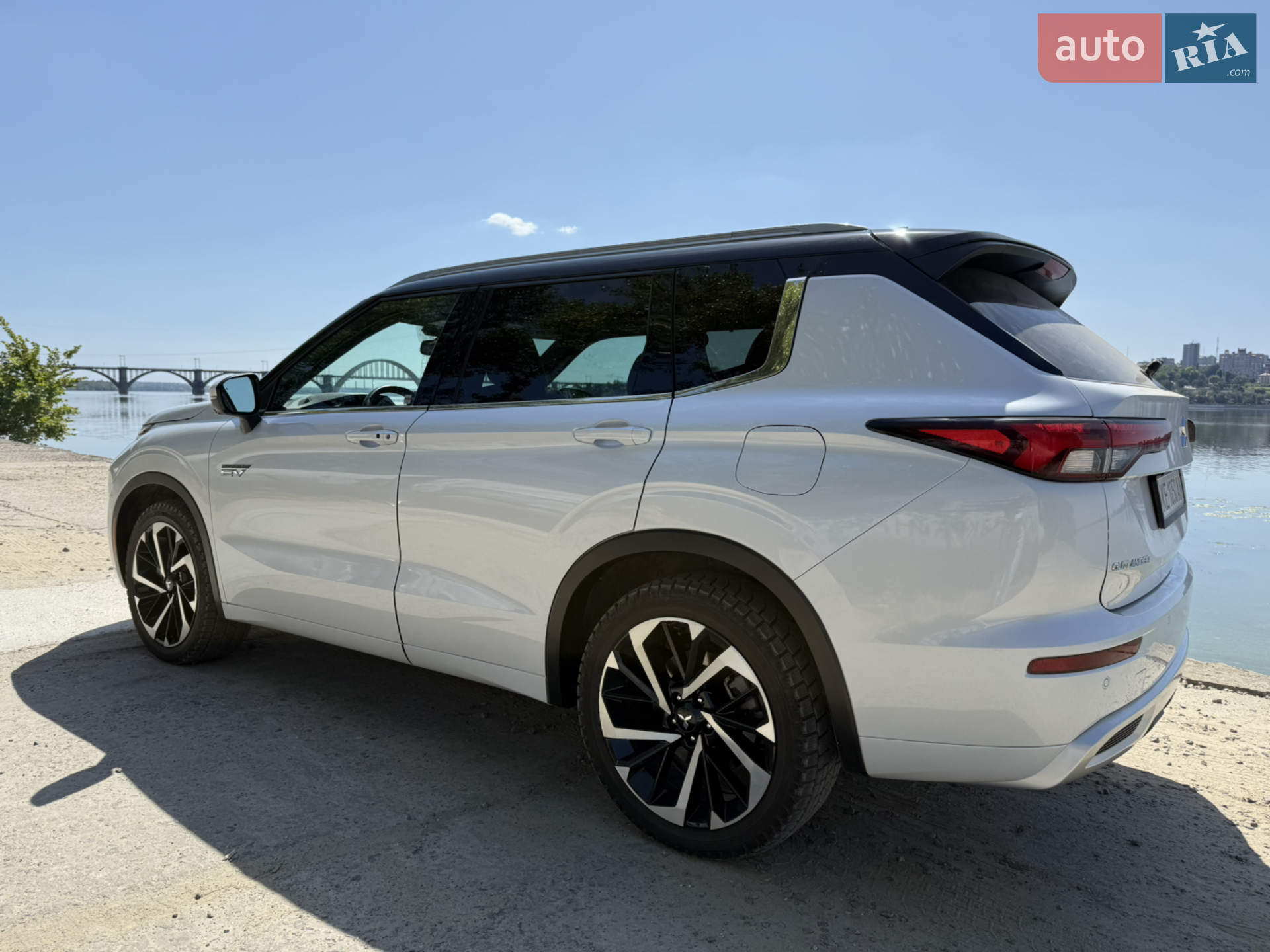 2022 Mitsubishi Outlander - мініатюра 4
