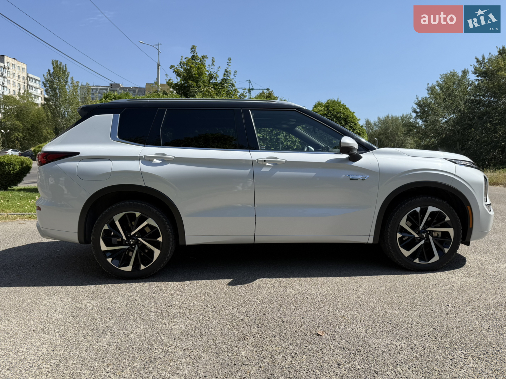 2022 Mitsubishi Outlander - мініатюра 8