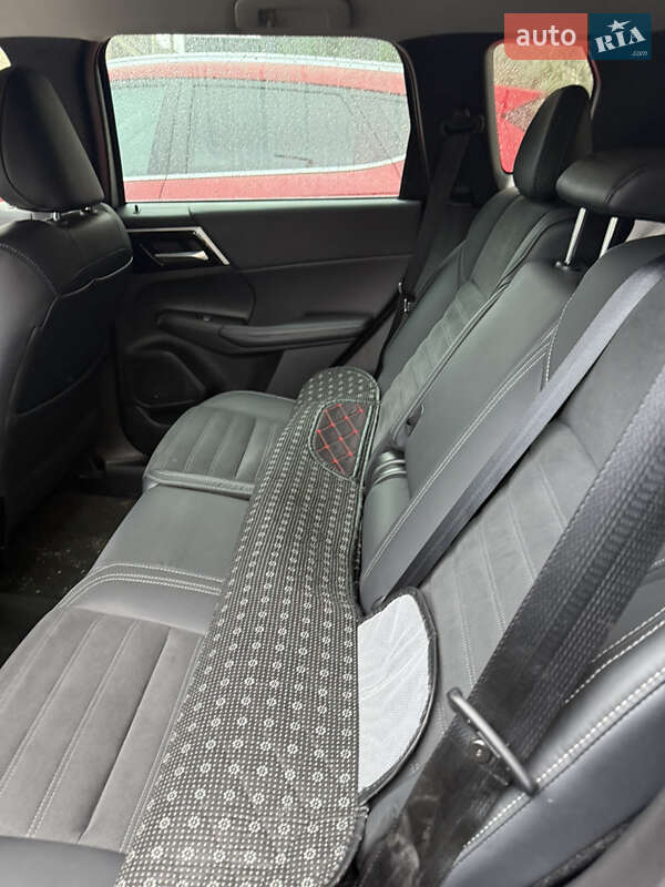 Внедорожник / Кроссовер Mitsubishi Outlander 2022 в Ирпене фото 10 Внедорожник / Кроссовер Mitsubishi Outlander 2022 в Ирпене