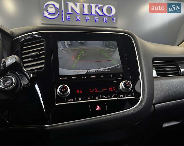 Внедорожник / Кроссовер Mitsubishi Outlander 2021 в Киеве фото 28 Внедорожник / Кроссовер Mitsubishi Outlander 2021 в Киеве