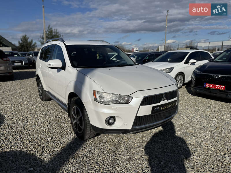 Позашляховик / Кросовер Mitsubishi Outlander 2010 в Івано-Франківську