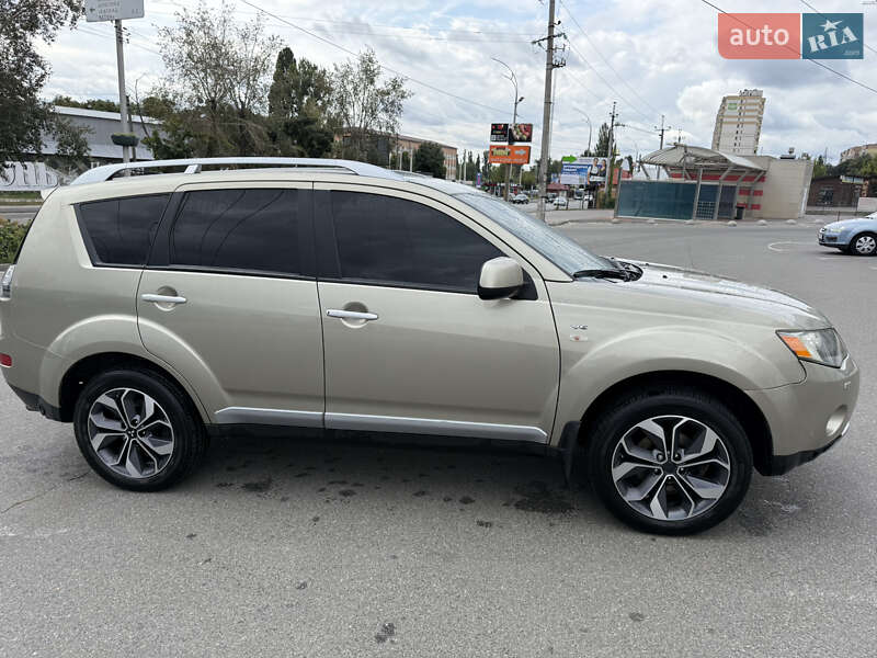 Внедорожник / Кроссовер Mitsubishi Outlander 2008 в Киеве фото 5 Внедорожник / Кроссовер Mitsubishi Outlander 2008 в Киеве