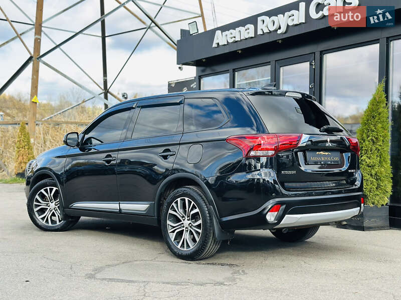 Внедорожник / Кроссовер Mitsubishi Outlander 2018 в Харькове