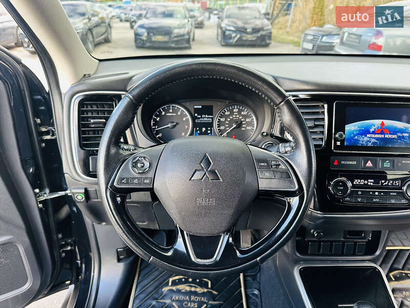 Внедорожник / Кроссовер Mitsubishi Outlander 2018 в Харькове