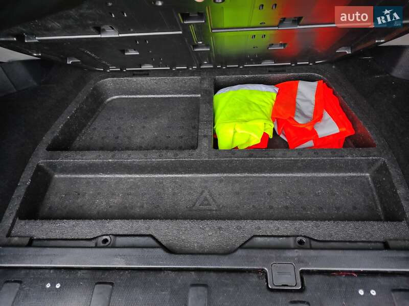 Внедорожник / Кроссовер Mitsubishi Outlander 2007 в Хмельницком