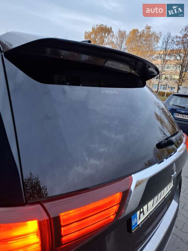 Внедорожник / Кроссовер Mitsubishi Outlander 2018 в Белой Церкви