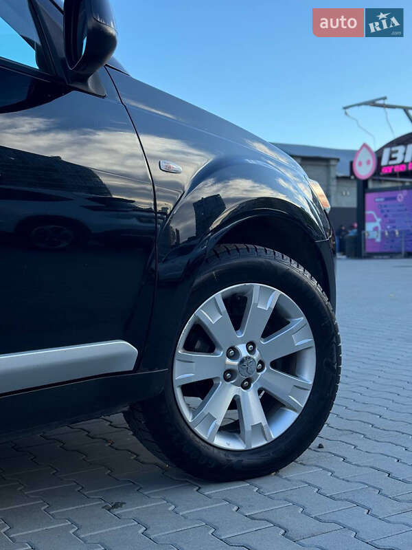 Внедорожник / Кроссовер Mitsubishi Outlander 2008 в Львове