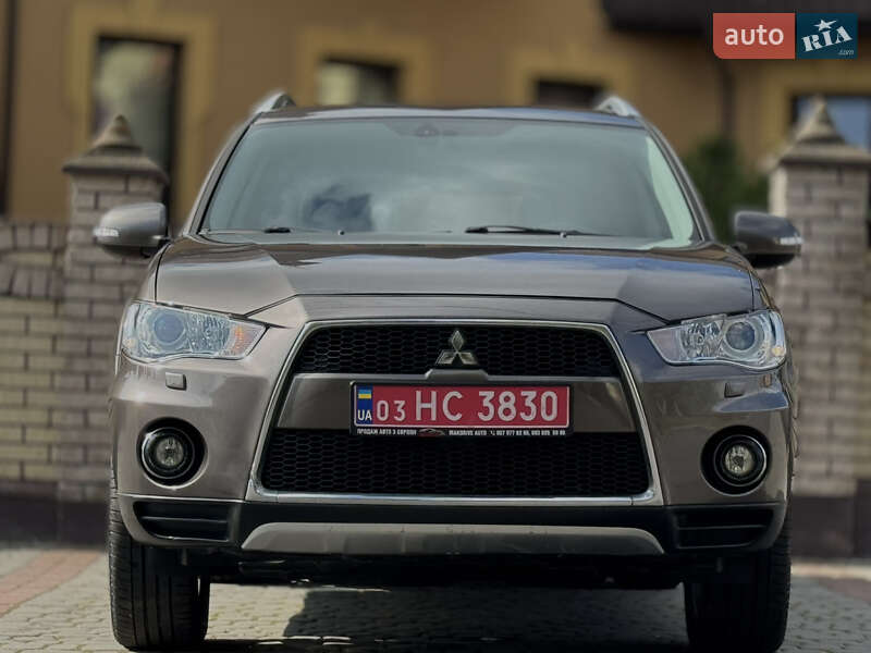 Внедорожник / Кроссовер Mitsubishi Outlander 2012 в Дрогобыче