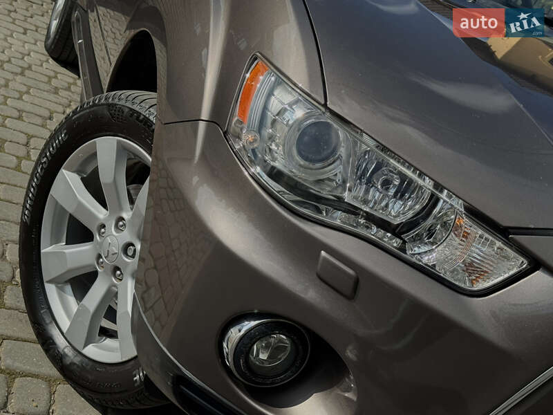 Внедорожник / Кроссовер Mitsubishi Outlander 2012 в Дрогобыче