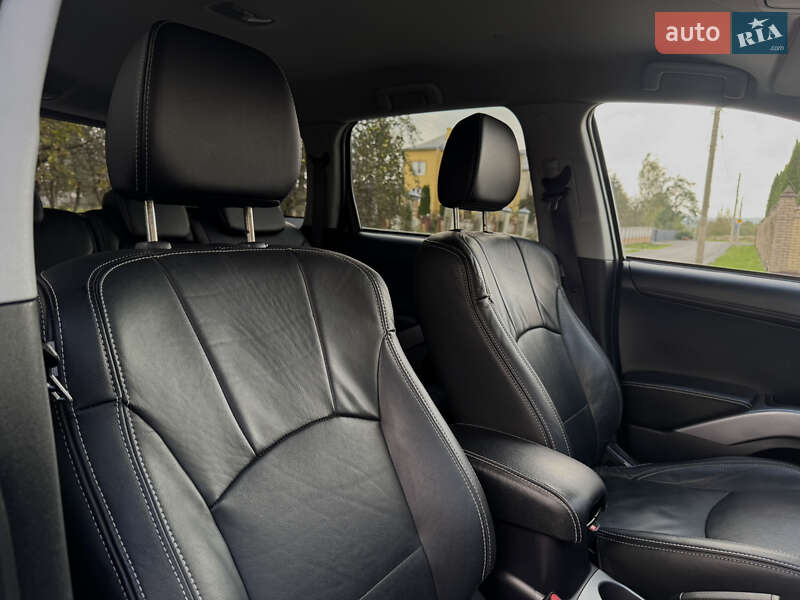 Внедорожник / Кроссовер Mitsubishi Outlander 2012 в Дрогобыче