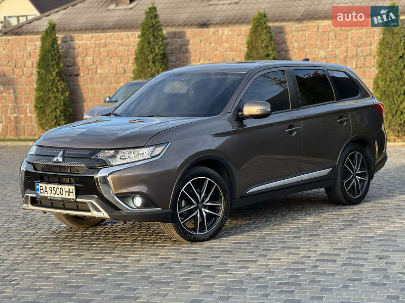 Внедорожник / Кроссовер Mitsubishi Outlander 2020 в Кропивницком фото 6 Внедорожник / Кроссовер Mitsubishi Outlander 2020 в Кропивницком