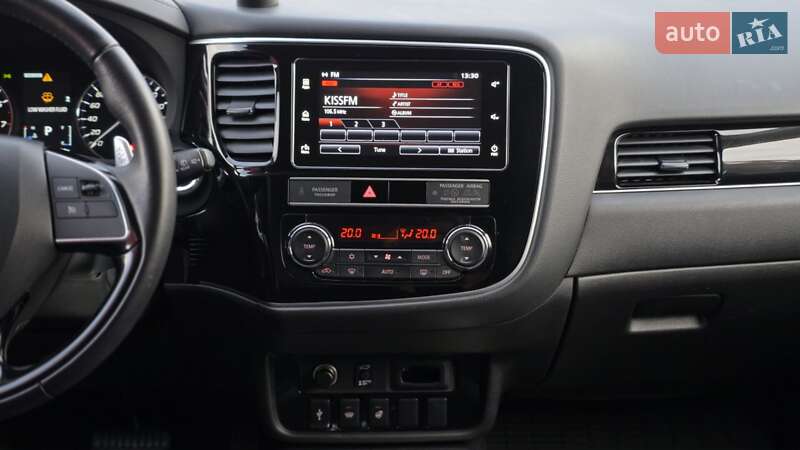 Позашляховик / Кросовер Mitsubishi Outlander 2019 в Києві фото 24 Позашляховик / Кросовер Mitsubishi Outlander 2019 в Києві