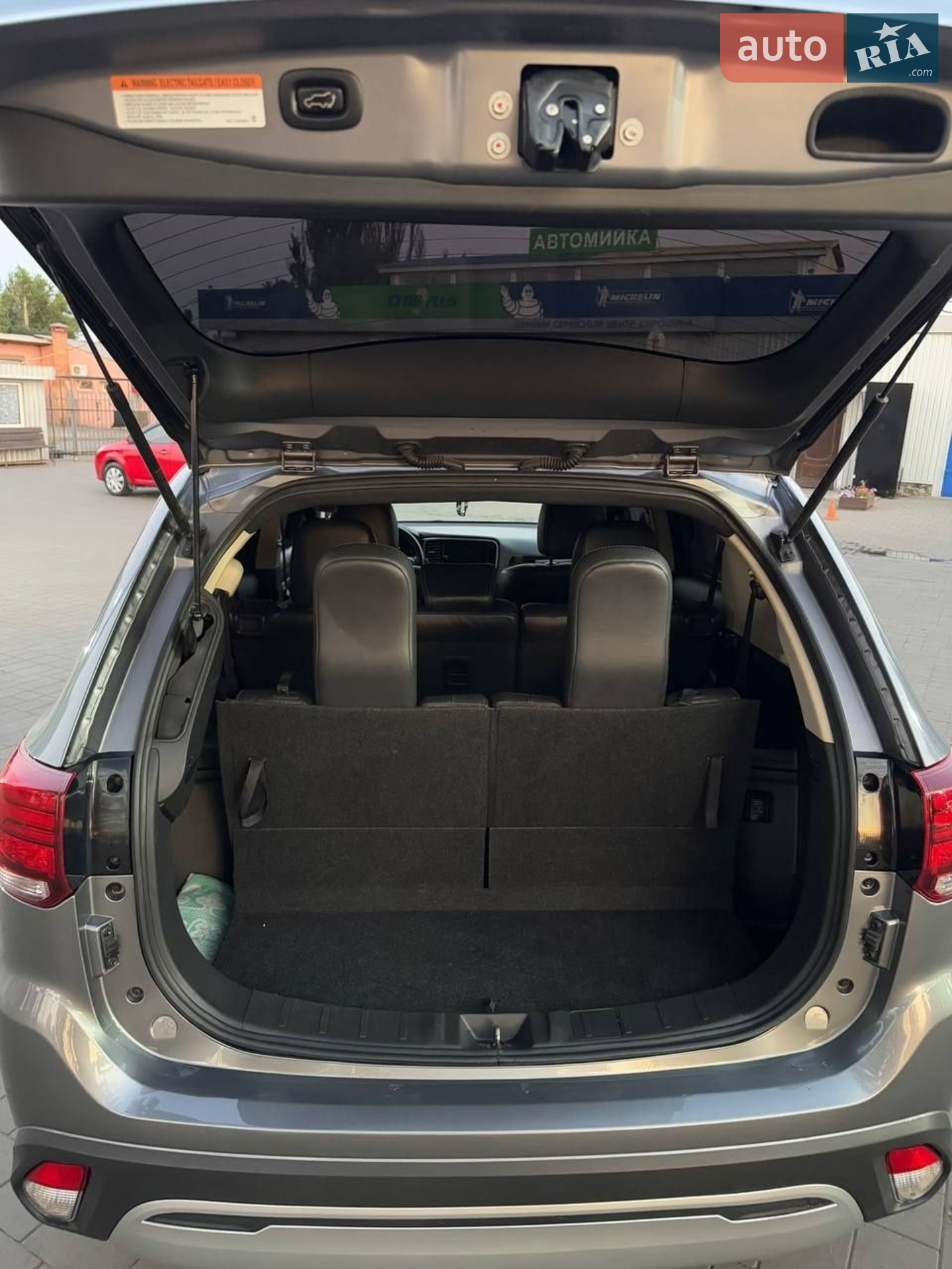 2019 Mitsubishi Outlander - мініатюра 6