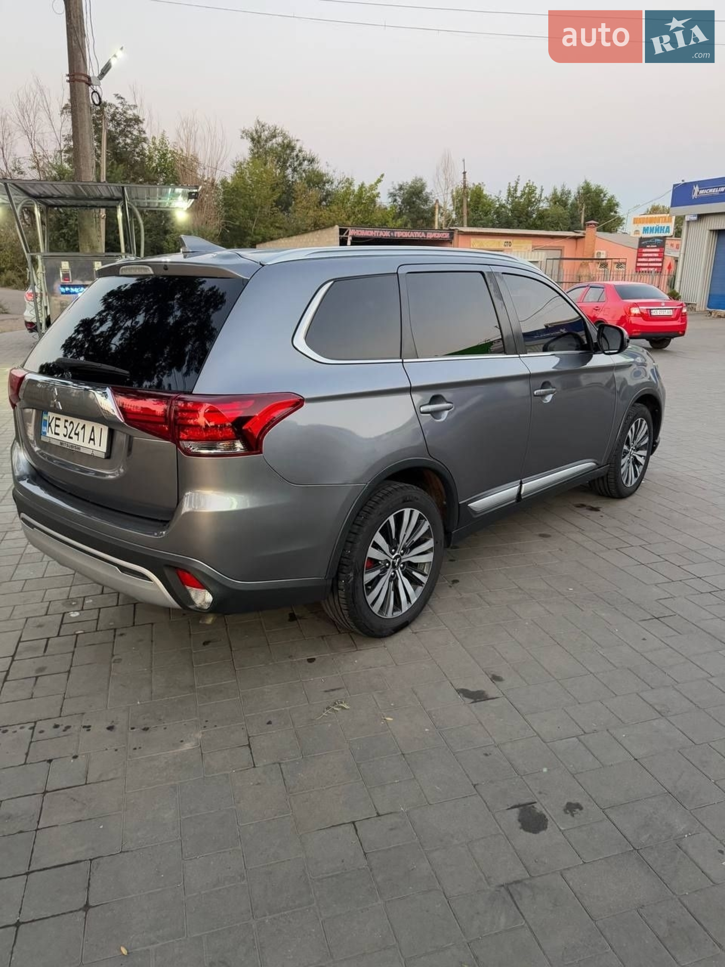 2019 Mitsubishi Outlander - мініатюра 11