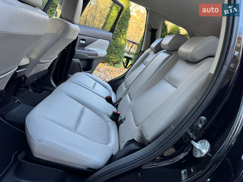 Внедорожник / Кроссовер Mitsubishi Outlander 2014 в Дрогобыче