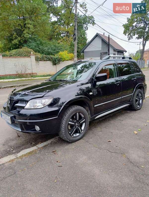 Внедорожник / Кроссовер Mitsubishi Outlander 2009 в Житомире фото 8 Внедорожник / Кроссовер Mitsubishi Outlander 2009 в Житомире