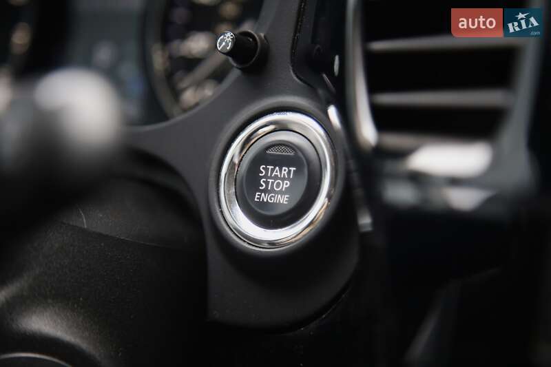 Позашляховик / Кросовер Mitsubishi Outlander 2017 в Харкові