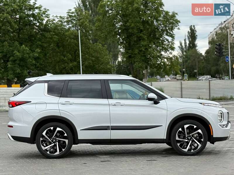 Внедорожник / Кроссовер Mitsubishi Outlander 2022 в Кривом Роге фото 8 Внедорожник / Кроссовер Mitsubishi Outlander 2022 в Кривом Роге
