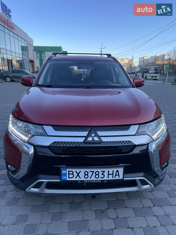 Внедорожник / Кроссовер Mitsubishi Outlander 2019 в Хмельницком фото 22 Внедорожник / Кроссовер Mitsubishi Outlander 2019 в Хмельницком