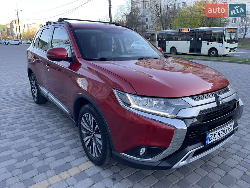 Внедорожник / Кроссовер Mitsubishi Outlander 2019 в Хмельницком фото 23 Внедорожник / Кроссовер Mitsubishi Outlander 2019 в Хмельницком