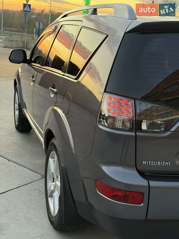 Внедорожник / Кроссовер Mitsubishi Outlander 2008 в Жидачове