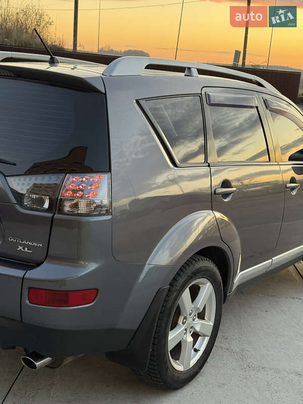 Внедорожник / Кроссовер Mitsubishi Outlander 2008 в Жидачове